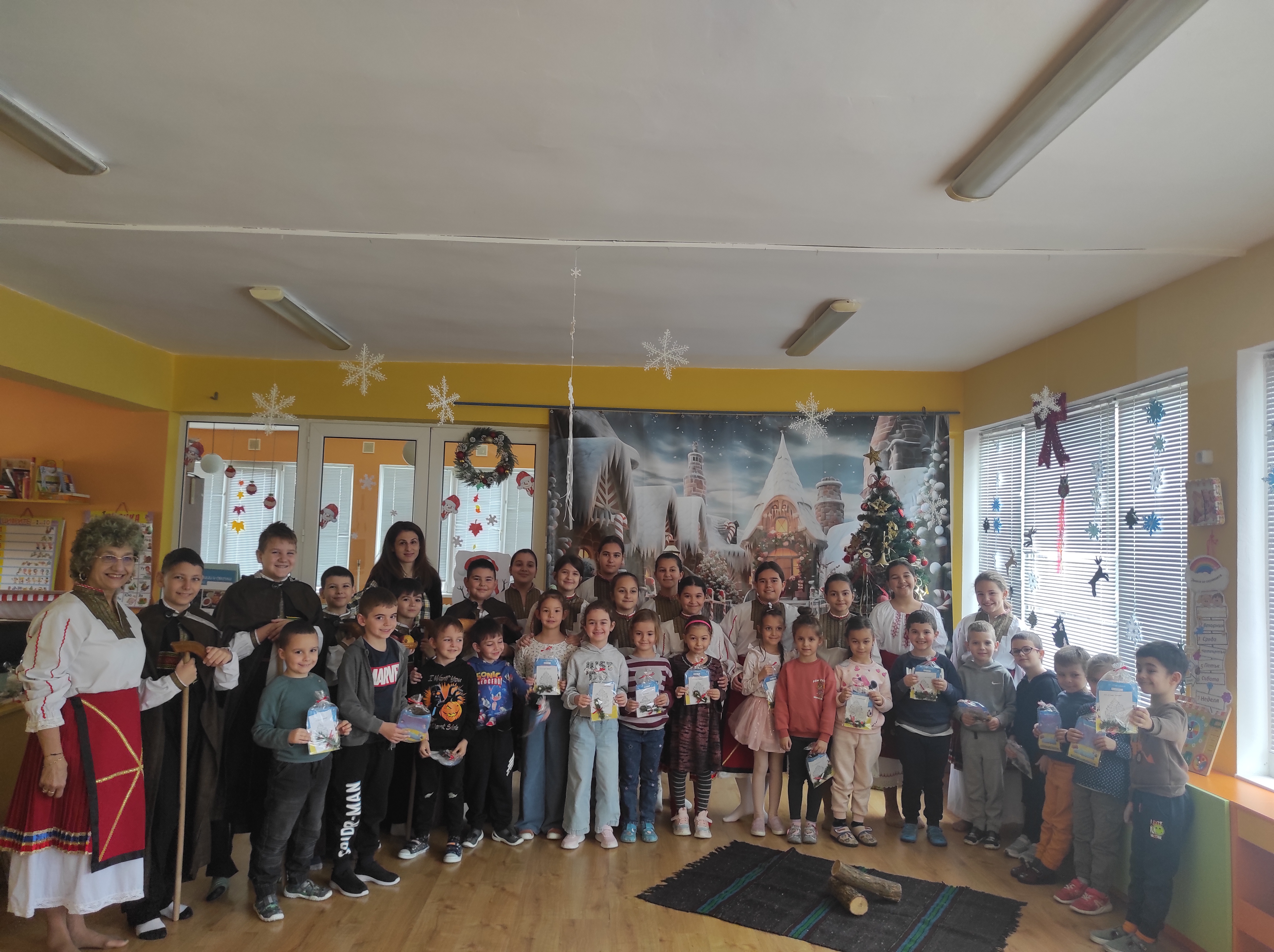 Четвъртокласниците на гости в ДГ "Гергана"