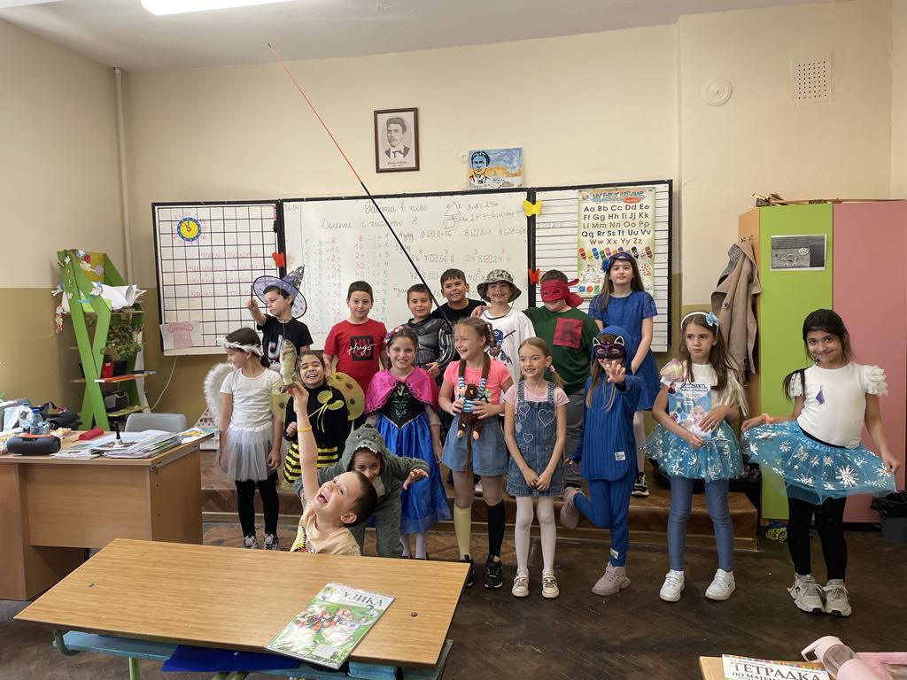 "Парад на приказните герои"