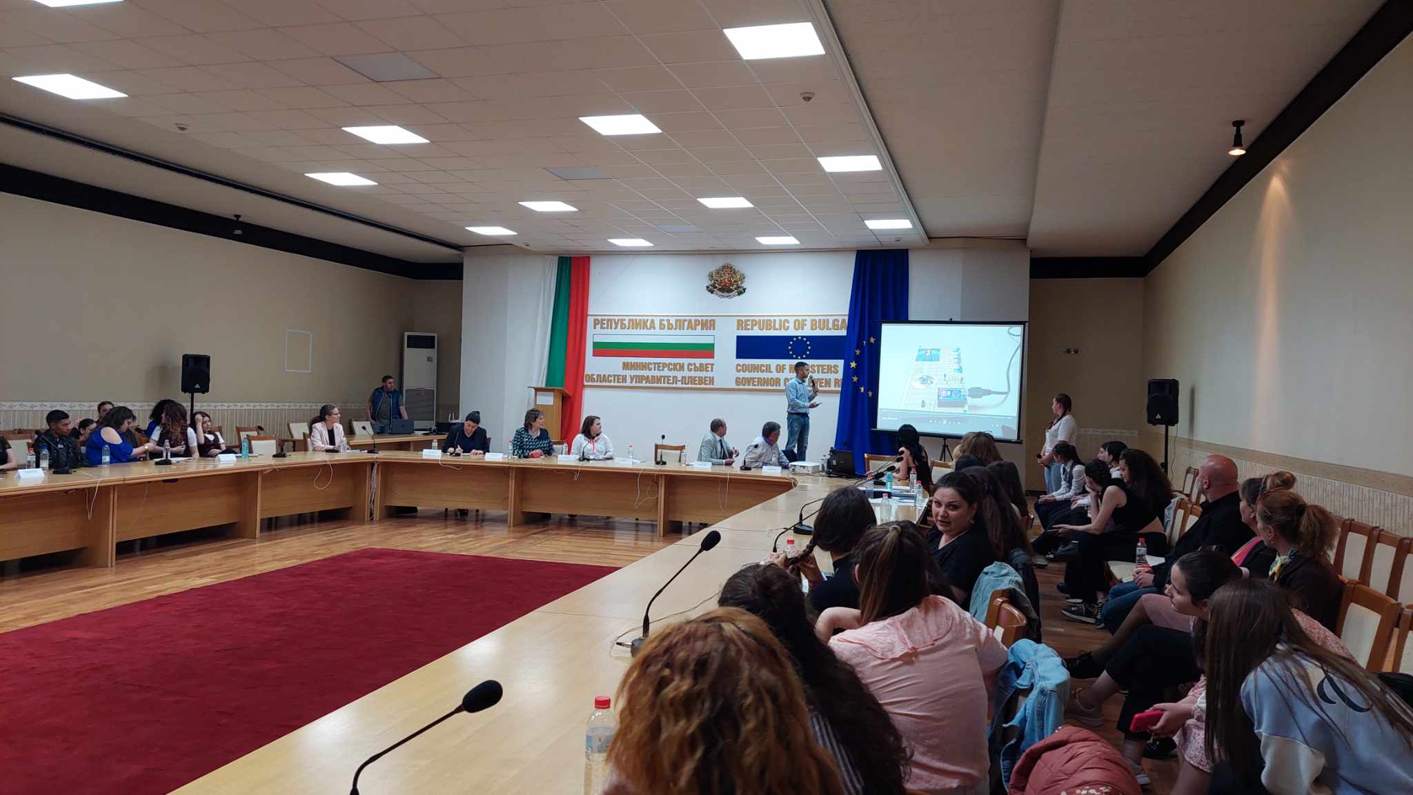 УЧАСТИЕ В РЕГИОНАЛЕН МЛАДЕЖКИ ФОРУМ