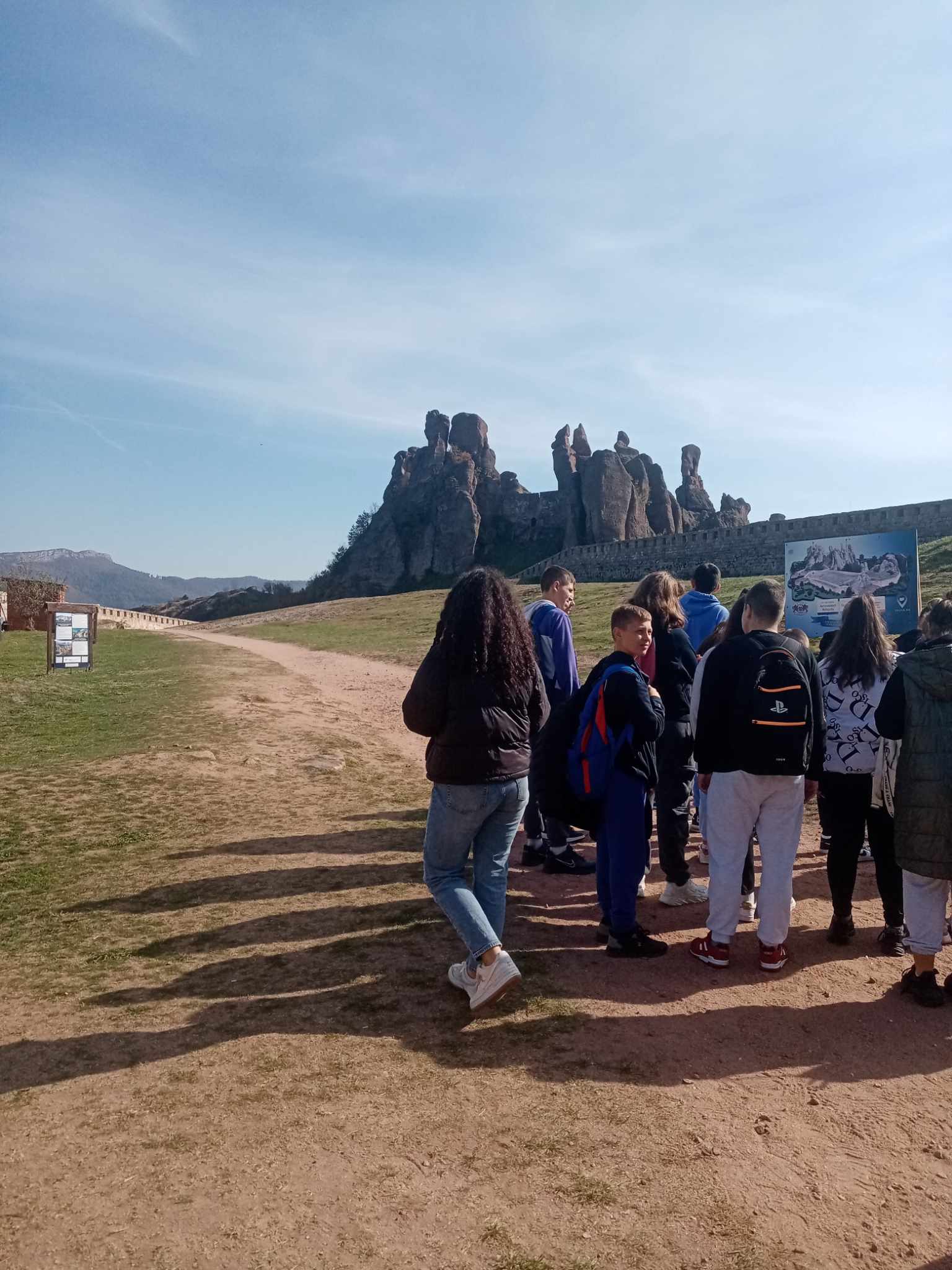 4e313fdc-c7f4-44d3-ab33-3943ea72c84b.jfif